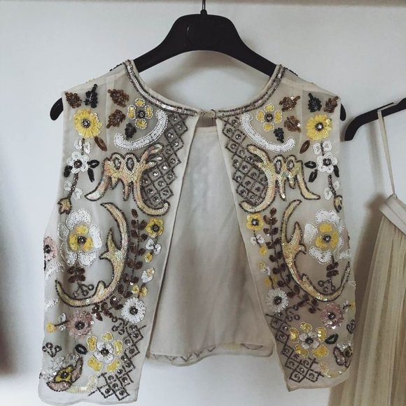 Needle and Thread Wedding Dress - Picture 2 of 10